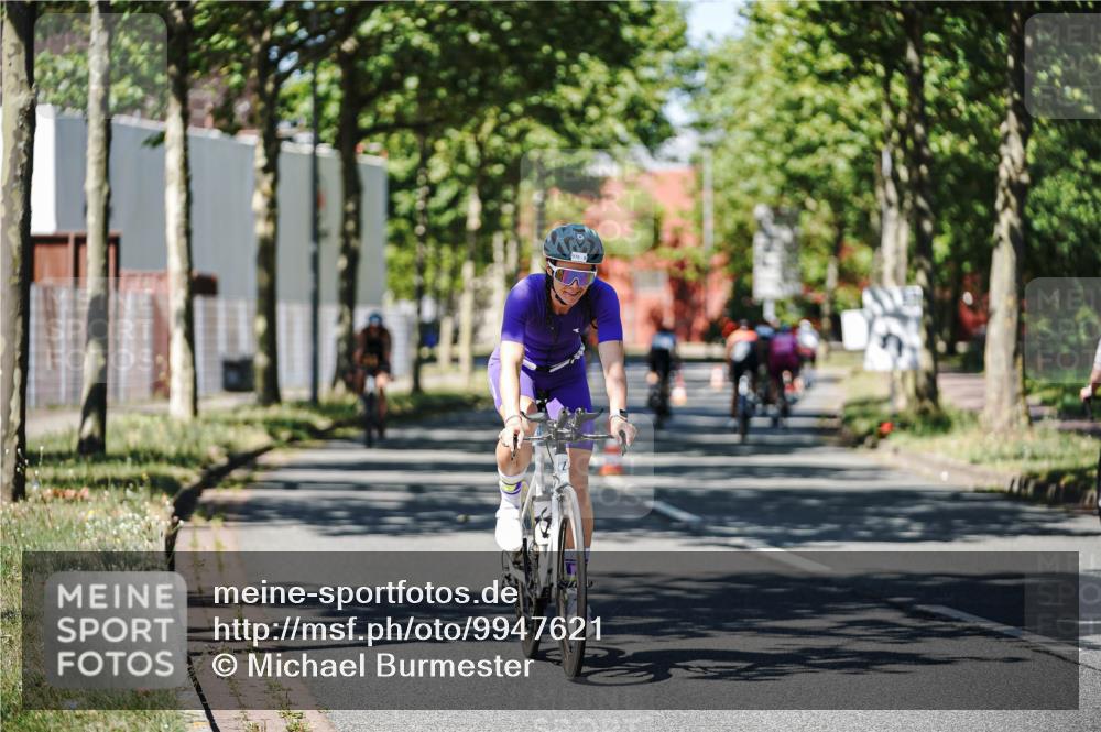 09.08.2026 - GEWOBA Citytriathlon Bremen Michael Burmester http://msf.ph/oto/9947621 09.08.2026 12:23:21 Radfahren 572, 577, 612, 707, 782, 840, 871, 888, 898, 976, 996, 1123 meine-sportfotos.de