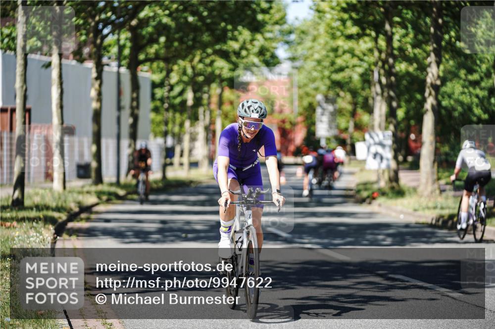 09.08.2026 - GEWOBA Citytriathlon Bremen Michael Burmester http://msf.ph/oto/9947622 09.08.2026 12:23:21 Radfahren 572, 577, 612, 707, 782, 840, 871, 888, 898, 976, 996, 1123 meine-sportfotos.de