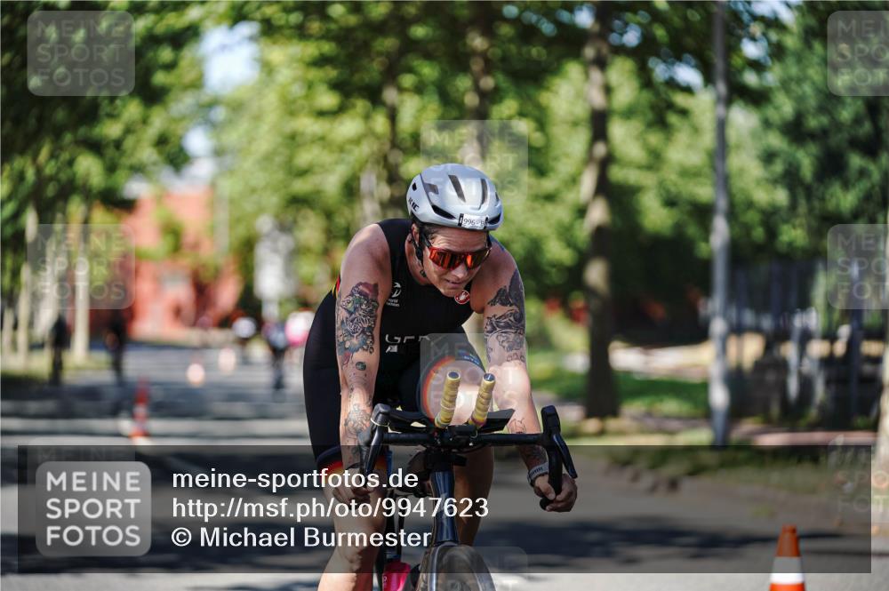 09.08.2026 - GEWOBA Citytriathlon Bremen Michael Burmester http://msf.ph/oto/9947623 09.08.2026 12:23:25 Radfahren 572, 577, 651, 707, 782, 840, 871, 888, 976, 996, 1123 meine-sportfotos.de