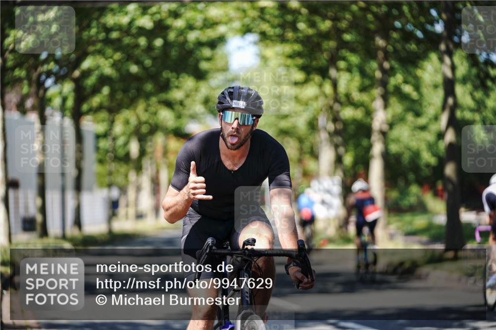 09.08.2026 - GEWOBA Citytriathlon Bremen Michael Burmester http://msf.ph/oto/9947629 09.08.2026 12:23:32 Radfahren 651, 701, 707, 976, 996 meine-sportfotos.de
