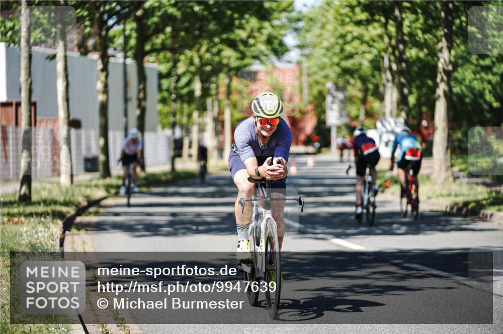 09.08.2026 - GEWOBA Citytriathlon Bremen Michael Burmester http://msf.ph/oto/9947639 09.08.2026 12:23:42 Radfahren 651, 701, 705, 890, 1107 meine-sportfotos.de