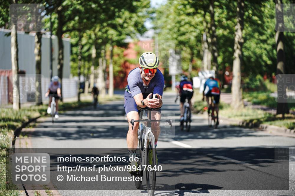09.08.2026 - GEWOBA Citytriathlon Bremen Michael Burmester http://msf.ph/oto/9947640 09.08.2026 12:23:42 Radfahren 651, 701, 705, 890, 1107 meine-sportfotos.de