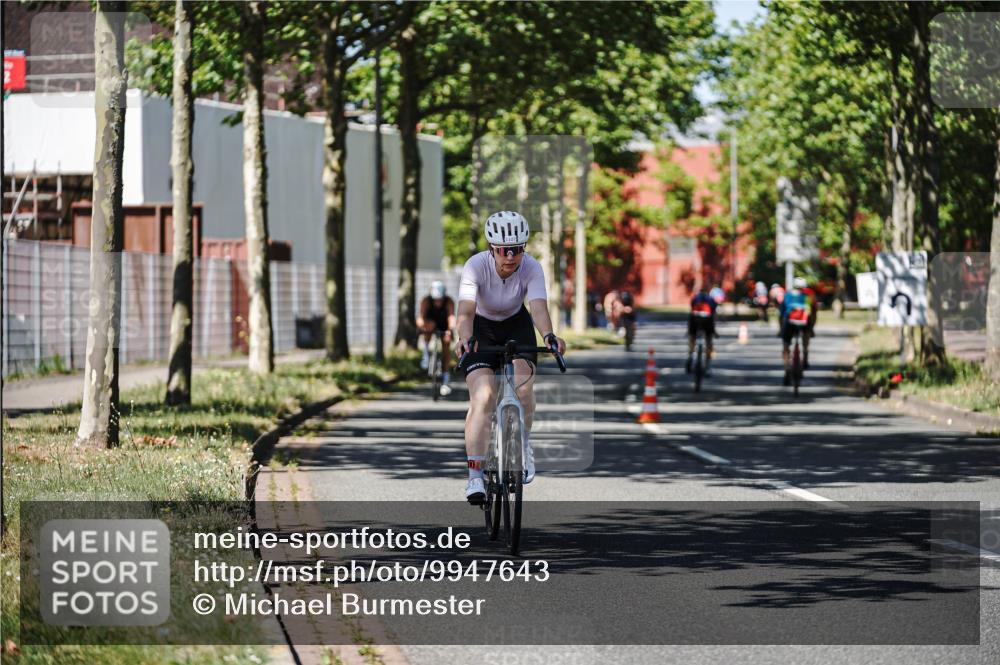 09.08.2026 - GEWOBA Citytriathlon Bremen Michael Burmester http://msf.ph/oto/9947643 09.08.2026 12:23:44 Radfahren 651, 701, 705, 890, 1107 meine-sportfotos.de