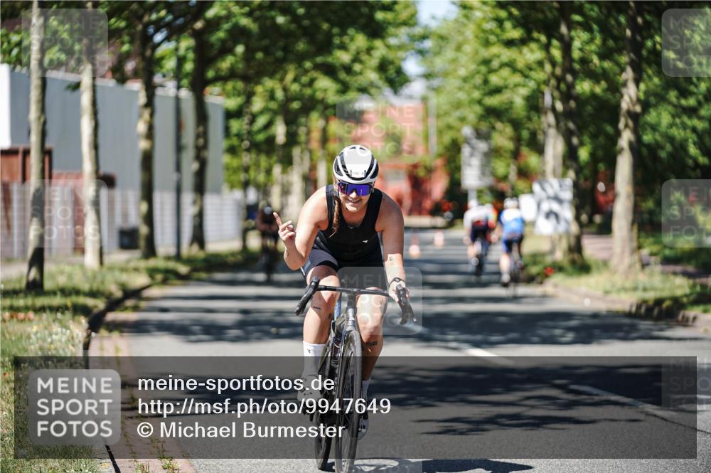 09.08.2026 - GEWOBA Citytriathlon Bremen Michael Burmester http://msf.ph/oto/9947649 09.08.2026 12:23:48 Radfahren 570, 705, 890, 1107 meine-sportfotos.de