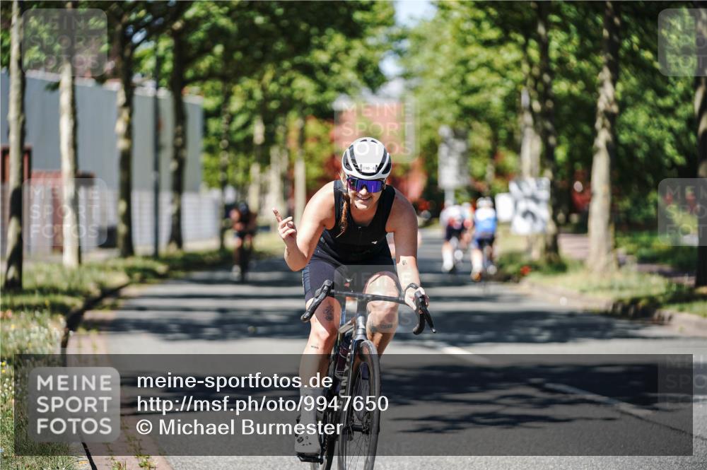09.08.2026 - GEWOBA Citytriathlon Bremen Michael Burmester http://msf.ph/oto/9947650 09.08.2026 12:23:48 Radfahren 570, 705, 890, 1107 meine-sportfotos.de