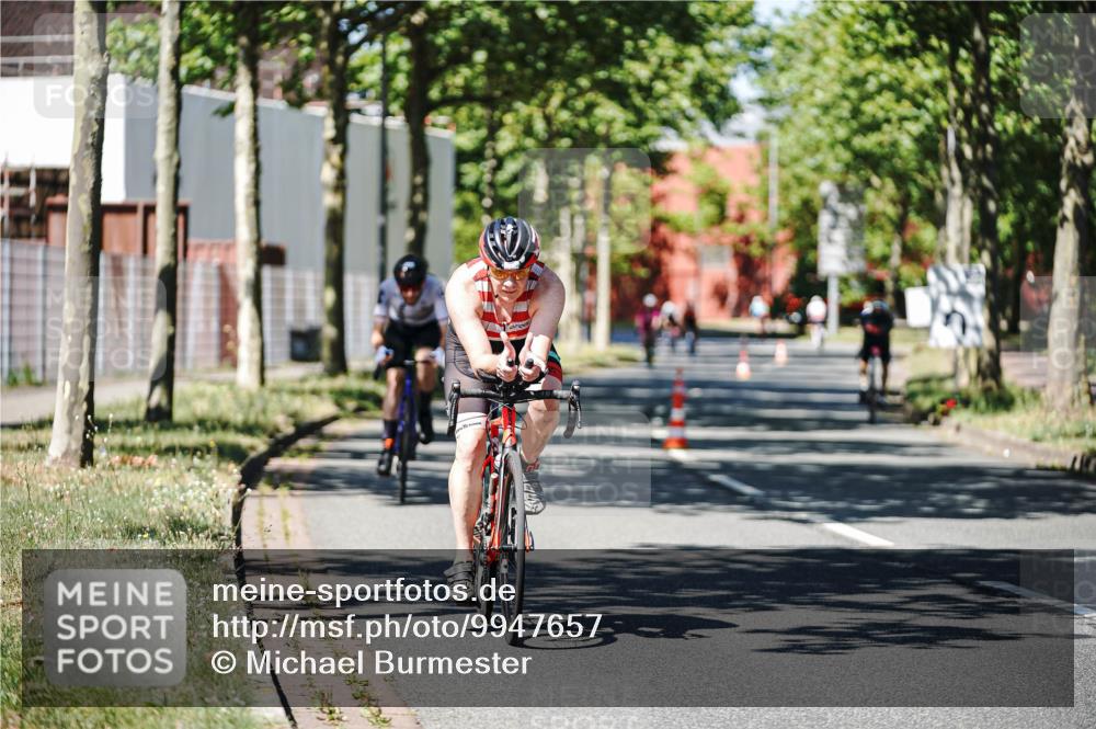 09.08.2026 - GEWOBA Citytriathlon Bremen Michael Burmester http://msf.ph/oto/9947657 09.08.2026 12:23:55 Radfahren 570, 585, 705, 761, 887, 890, 891, 1107, 1124, 1159 meine-sportfotos.de