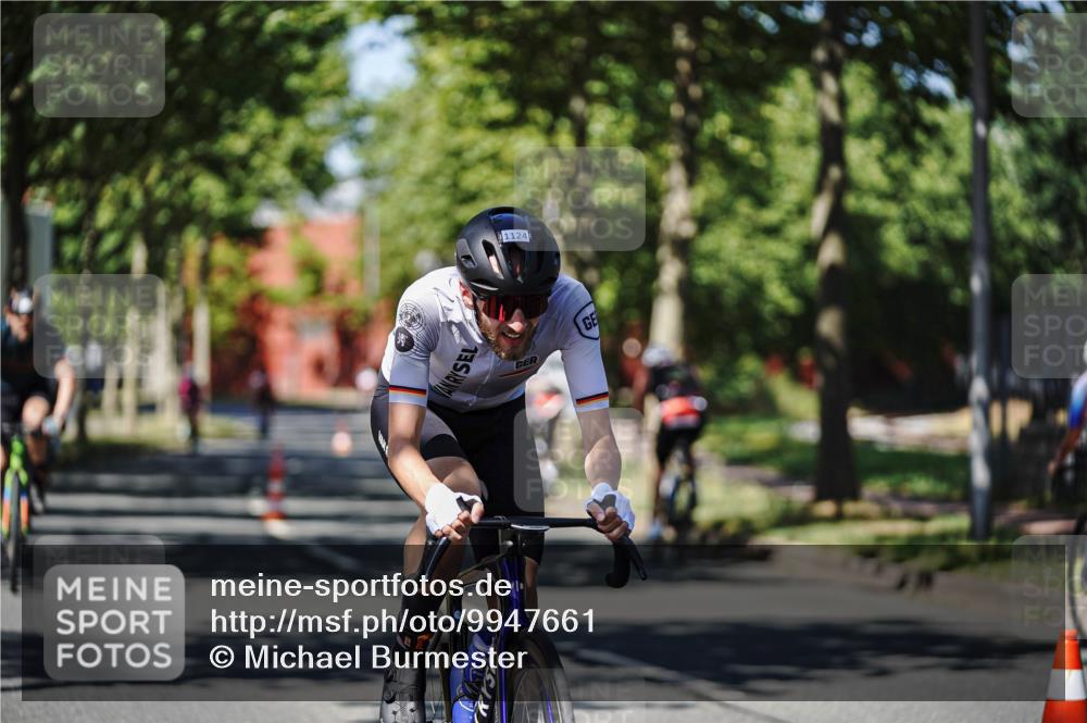 09.08.2026 - GEWOBA Citytriathlon Bremen Michael Burmester http://msf.ph/oto/9947661 09.08.2026 12:23:57 Radfahren 570, 585, 705, 761, 887, 890, 891, 1105, 1107, 1124, 1159 meine-sportfotos.de