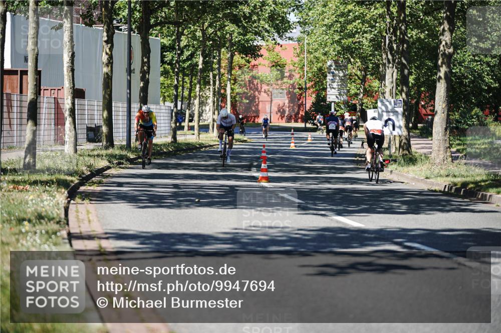 09.08.2026 - GEWOBA Citytriathlon Bremen Michael Burmester http://msf.ph/oto/9947694 09.08.2026 12:24:21 Radfahren 546, 586, 671, 675, 753, 870 meine-sportfotos.de