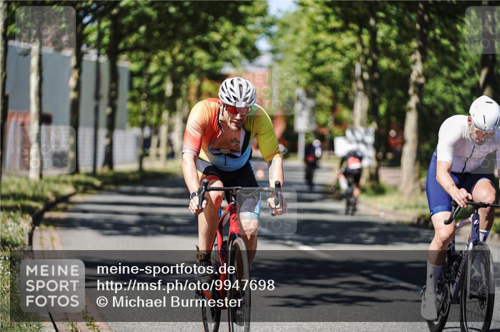 09.08.2026 - GEWOBA Citytriathlon Bremen Michael Burmester http://msf.ph/oto/9947698 09.08.2026 12:24:25 Radfahren 546, 586, 671, 675, 753, 870, 1152 meine-sportfotos.de