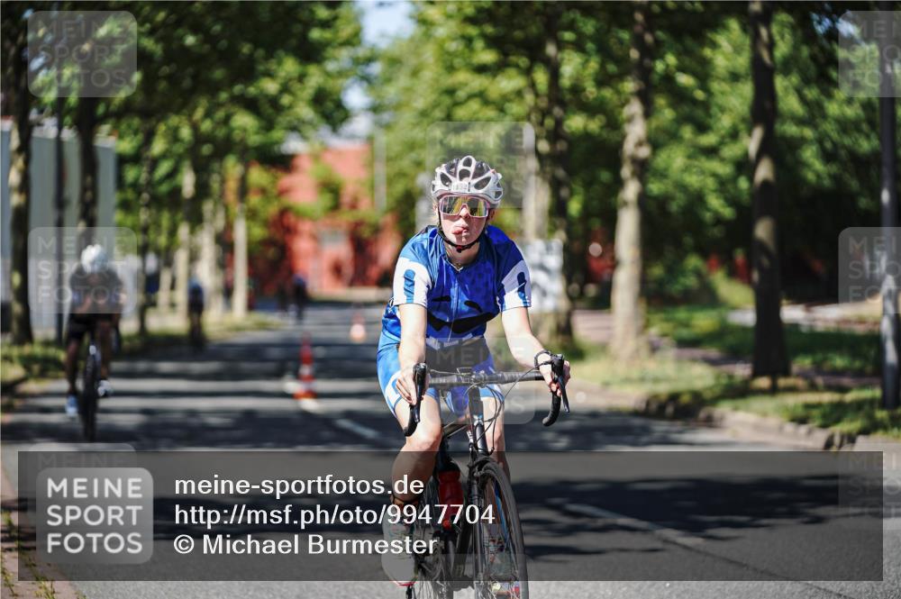 09.08.2026 - GEWOBA Citytriathlon Bremen Michael Burmester http://msf.ph/oto/9947704 09.08.2026 12:24:32 Radfahren 601, 620, 671, 675, 753, 770, 1152 meine-sportfotos.de
