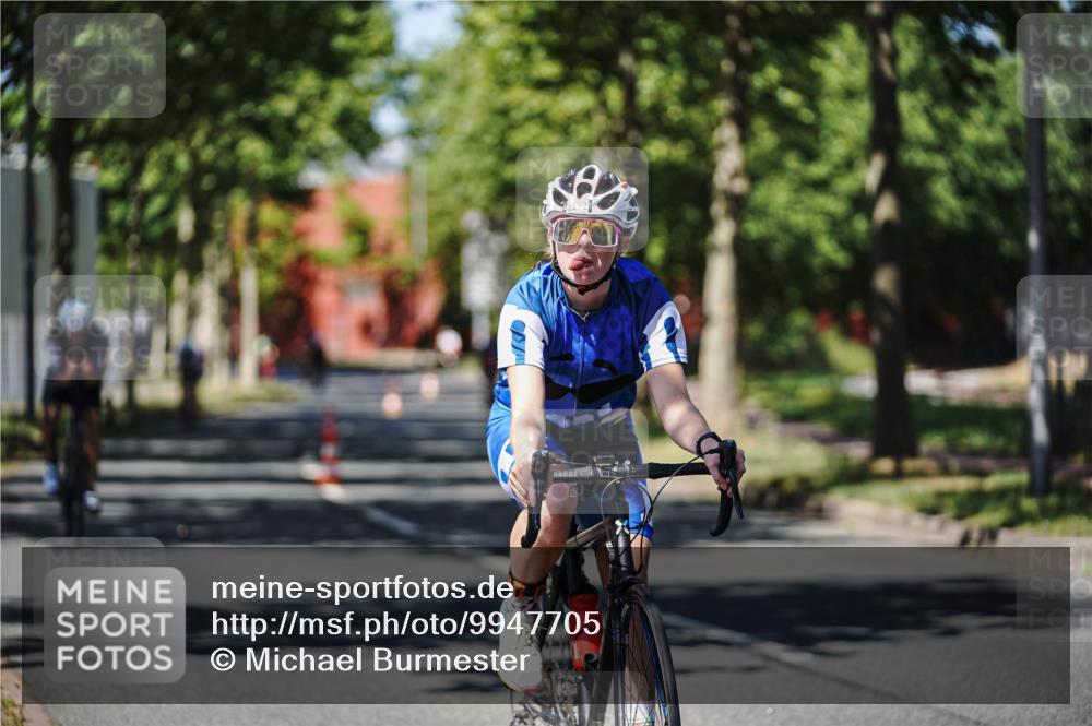 09.08.2026 - GEWOBA Citytriathlon Bremen Michael Burmester http://msf.ph/oto/9947705 09.08.2026 12:24:32 Radfahren 601, 620, 671, 675, 753, 770, 1152 meine-sportfotos.de