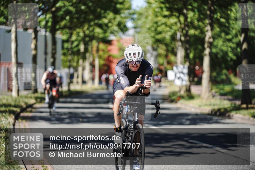 09.08.2026 - GEWOBA Citytriathlon Bremen Michael Burmester http://msf.ph/oto/9947707 09.08.2026 12:24:34 Radfahren 601, 620, 671, 675, 753, 770, 1152 meine-sportfotos.de