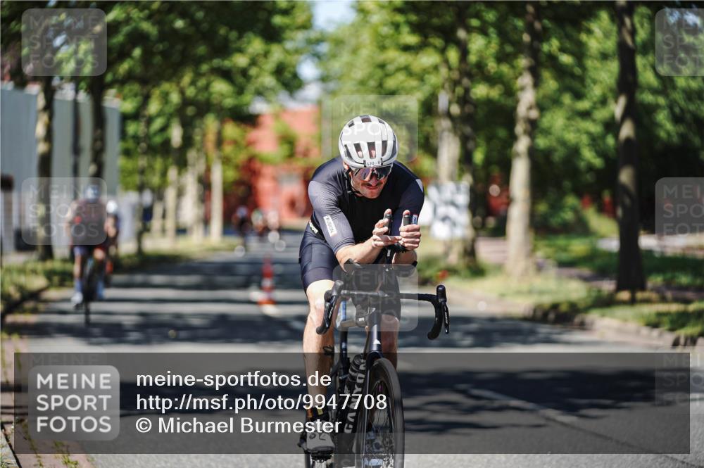 09.08.2026 - GEWOBA Citytriathlon Bremen Michael Burmester http://msf.ph/oto/9947708 09.08.2026 12:24:34 Radfahren 601, 620, 671, 675, 753, 770, 1152 meine-sportfotos.de