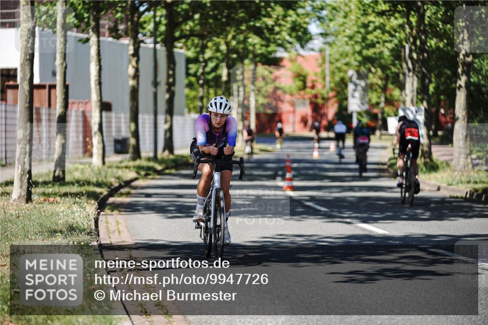 09.08.2026 - GEWOBA Citytriathlon Bremen Michael Burmester http://msf.ph/oto/9947726 09.08.2026 12:24:46 Radfahren 601, 620, 720, 770, 776, 785, 819, 974 meine-sportfotos.de