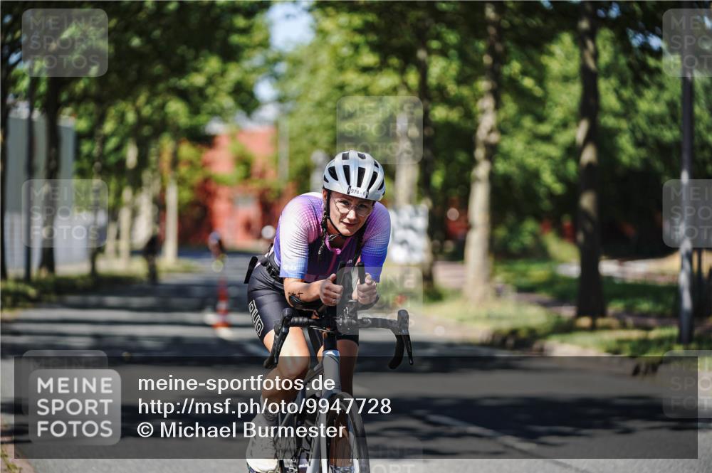 09.08.2026 - GEWOBA Citytriathlon Bremen Michael Burmester http://msf.ph/oto/9947728 09.08.2026 12:24:47 Radfahren 601, 620, 720, 770, 776, 785, 819, 974 meine-sportfotos.de