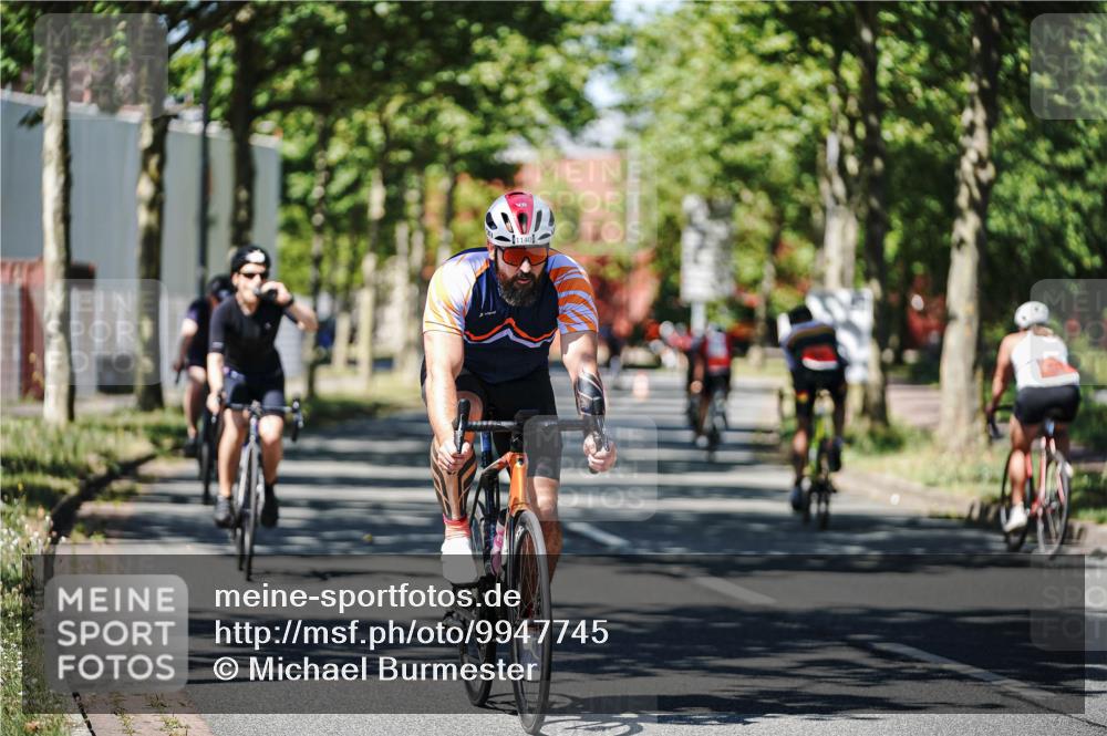 09.08.2026 - GEWOBA Citytriathlon Bremen Michael Burmester http://msf.ph/oto/9947745 09.08.2026 12:25:01 Radfahren 548, 602, 711, 785, 974, 991, 1104, 1140 meine-sportfotos.de