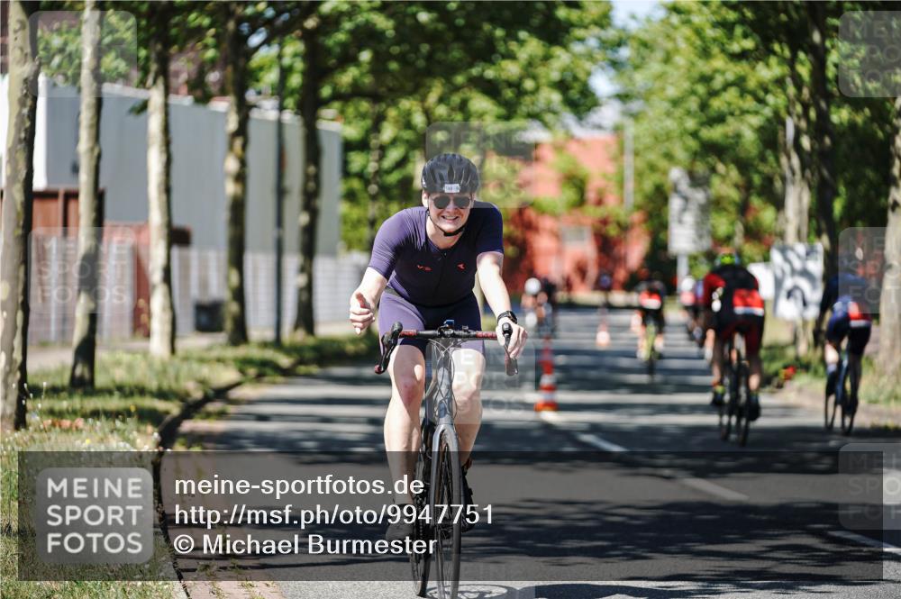 09.08.2026 - GEWOBA Citytriathlon Bremen Michael Burmester http://msf.ph/oto/9947751 09.08.2026 12:25:03 Radfahren 548, 602, 711, 785, 858, 899, 974, 991, 1104, 1140 meine-sportfotos.de