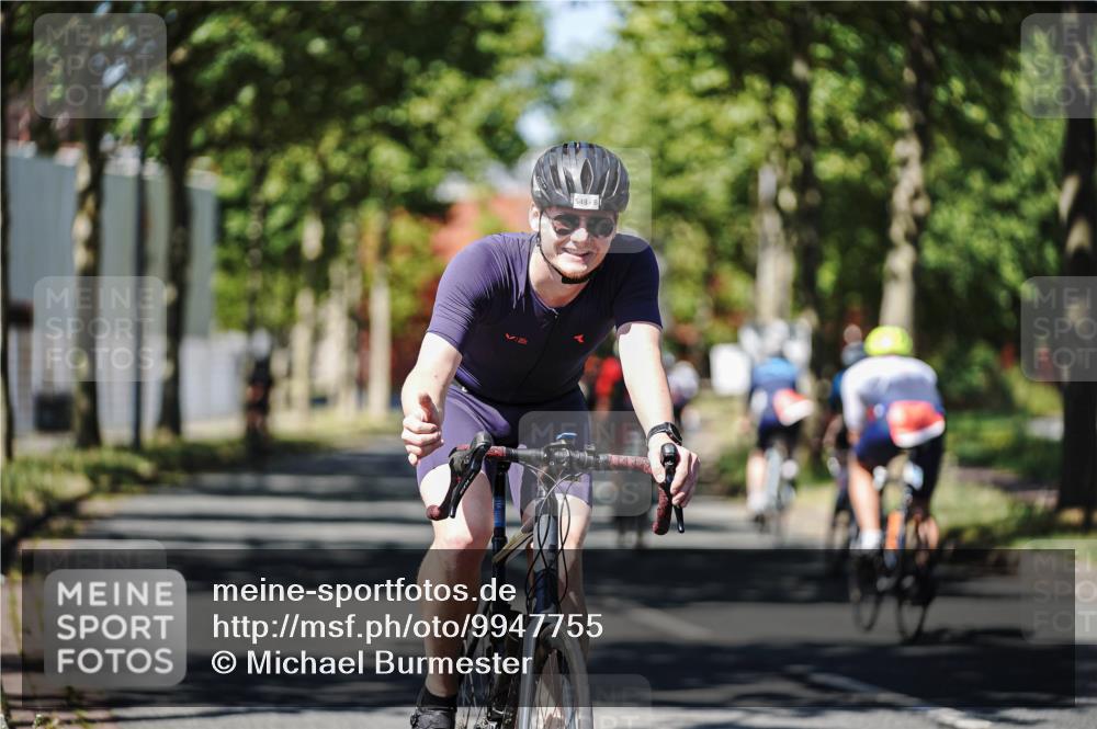 09.08.2026 - GEWOBA Citytriathlon Bremen Michael Burmester http://msf.ph/oto/9947755 09.08.2026 12:25:04 Radfahren 548, 602, 711, 785, 858, 859, 899, 974, 991, 1104, 1140 meine-sportfotos.de