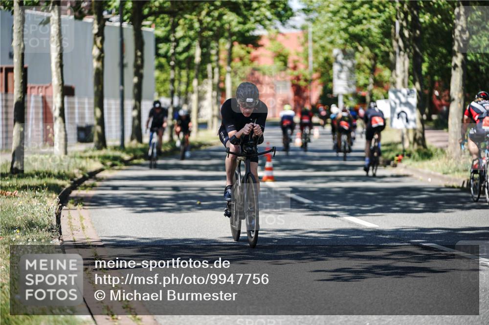 09.08.2026 - GEWOBA Citytriathlon Bremen Michael Burmester http://msf.ph/oto/9947756 09.08.2026 12:25:08 Radfahren 548, 602, 711, 858, 859, 899, 991, 1104, 1140 meine-sportfotos.de