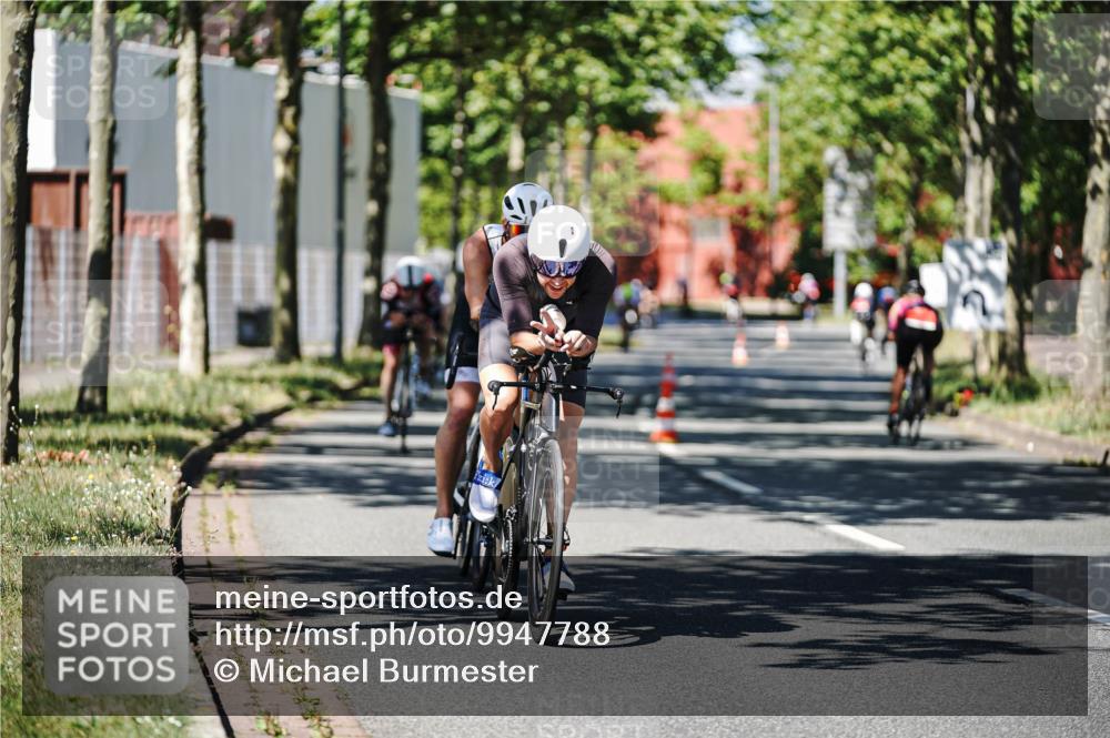 09.08.2026 - GEWOBA Citytriathlon Bremen Michael Burmester http://msf.ph/oto/9947788 09.08.2026 12:25:35 Radfahren 558, 649, 702, 743, 774, 789, 810, 848, 936, 982, 1010, 1106, 1121, 1122, 1125 meine-sportfotos.de
