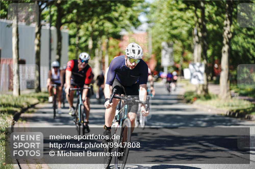 09.08.2026 - GEWOBA Citytriathlon Bremen Michael Burmester http://msf.ph/oto/9947808 09.08.2026 12:25:49 Radfahren 578, 614, 702, 718, 738, 743, 779, 789, 797, 810, 848, 853, 913, 942, 944, 1125 meine-sportfotos.de