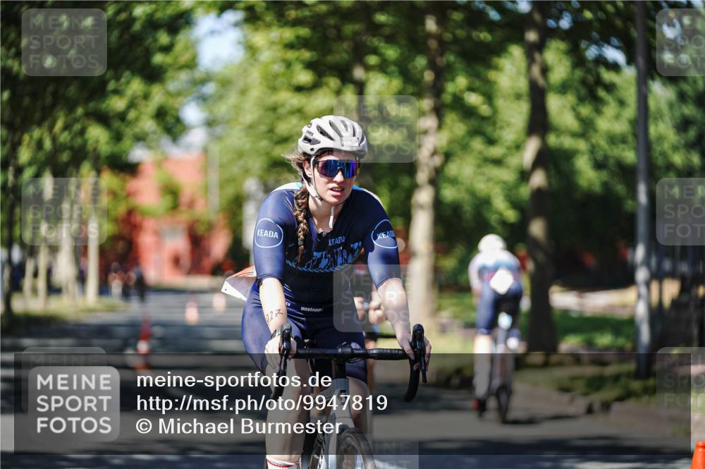 09.08.2026 - GEWOBA Citytriathlon Bremen Michael Burmester http://msf.ph/oto/9947819 09.08.2026 12:25:52 Radfahren 578, 614, 635, 702, 718, 738, 779, 789, 797, 810, 848, 853, 913, 927, 942, 944, 1125 meine-sportfotos.de