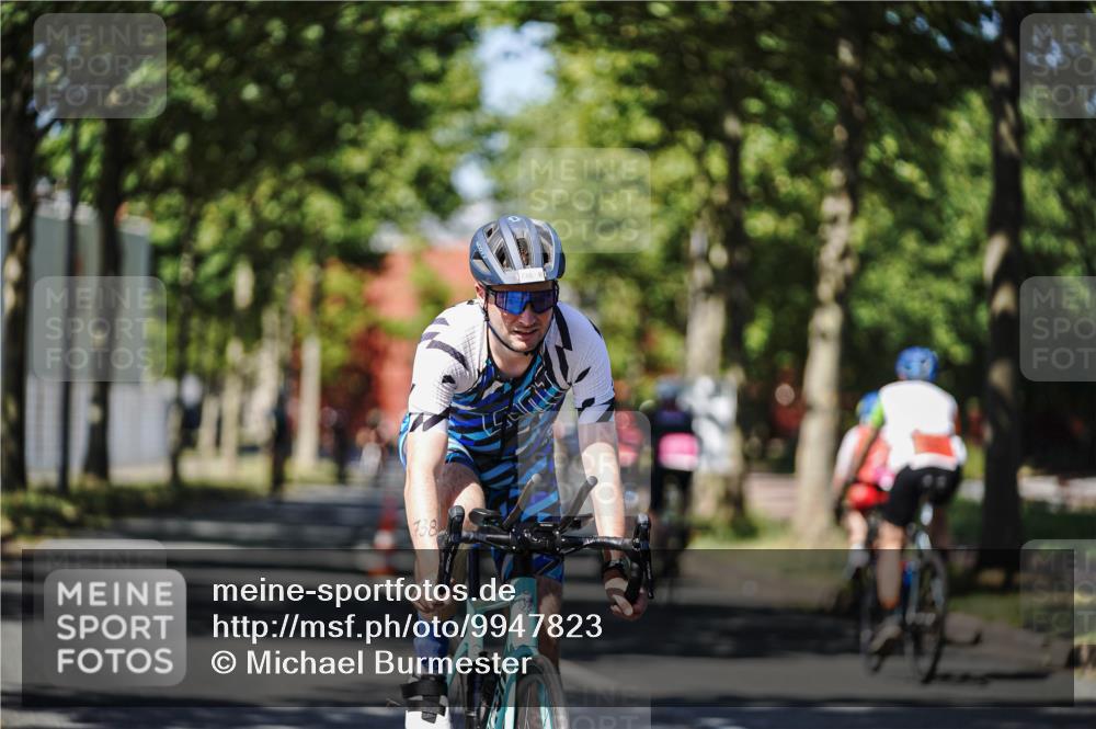 09.08.2026 - GEWOBA Citytriathlon Bremen Michael Burmester http://msf.ph/oto/9947823 09.08.2026 12:25:56 Radfahren 578, 614, 635, 718, 738, 779, 797, 853, 913, 927, 941, 942, 944 meine-sportfotos.de