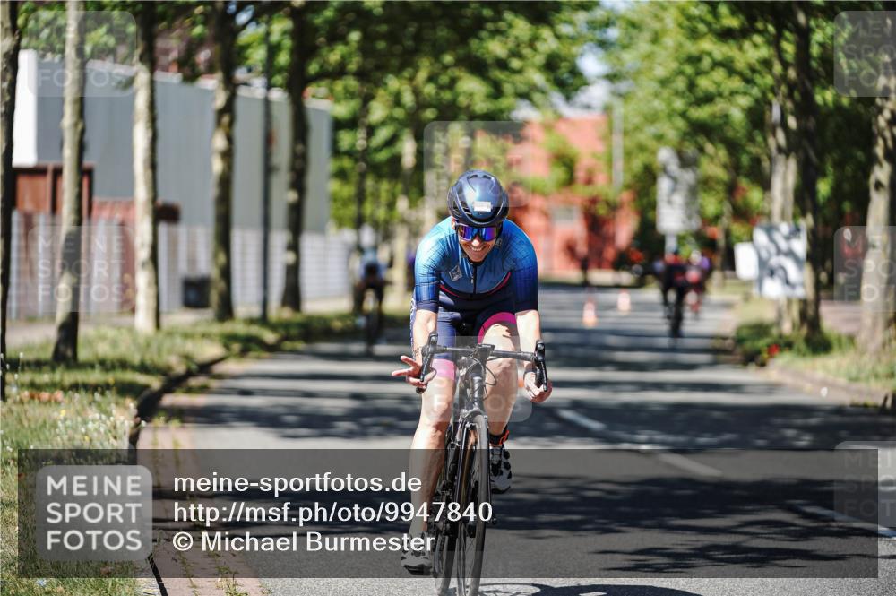 09.08.2026 - GEWOBA Citytriathlon Bremen Michael Burmester http://msf.ph/oto/9947840 09.08.2026 12:26:13 Radfahren 543, 621, 643, 700, 740, 766, 842, 908, 941, 957, 989, 997 meine-sportfotos.de