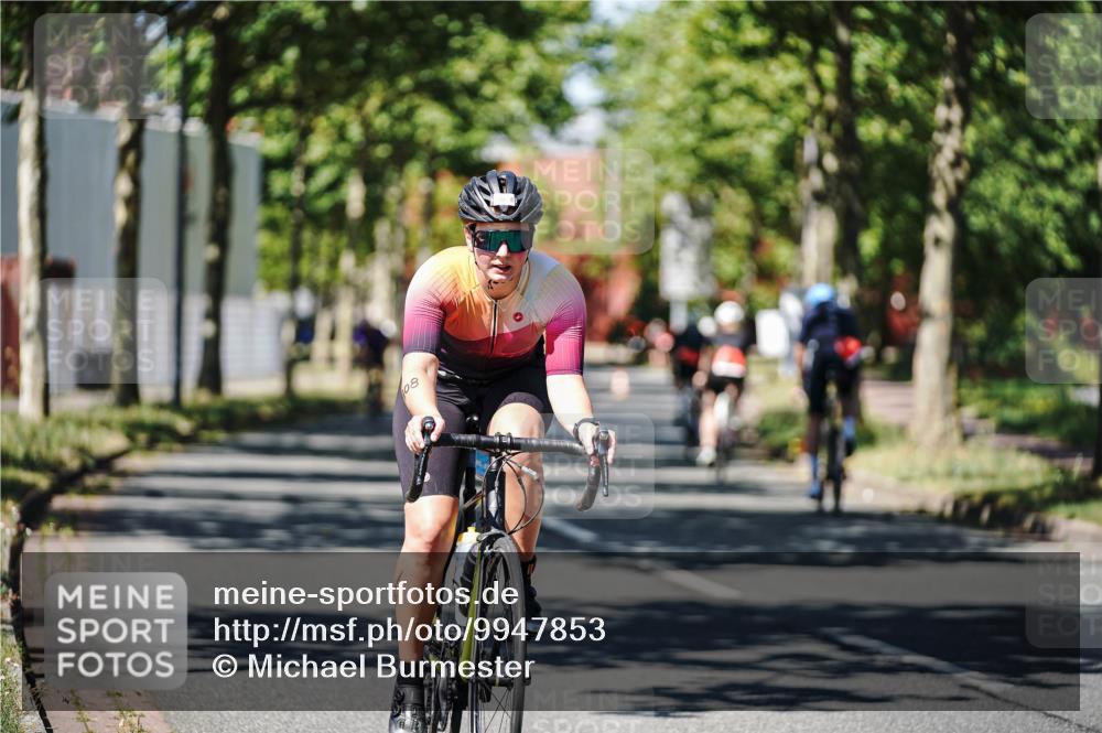 09.08.2026 - GEWOBA Citytriathlon Bremen Michael Burmester http://msf.ph/oto/9947853 09.08.2026 12:26:20 Radfahren 621, 674, 740, 766, 842, 908, 957, 985, 997, 1127 meine-sportfotos.de