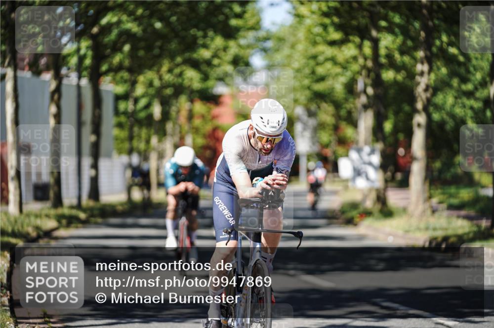 09.08.2026 - GEWOBA Citytriathlon Bremen Michael Burmester http://msf.ph/oto/9947869 09.08.2026 12:26:31 Radfahren 621, 674, 766, 767, 842, 985, 1014, 1127, 1131 meine-sportfotos.de