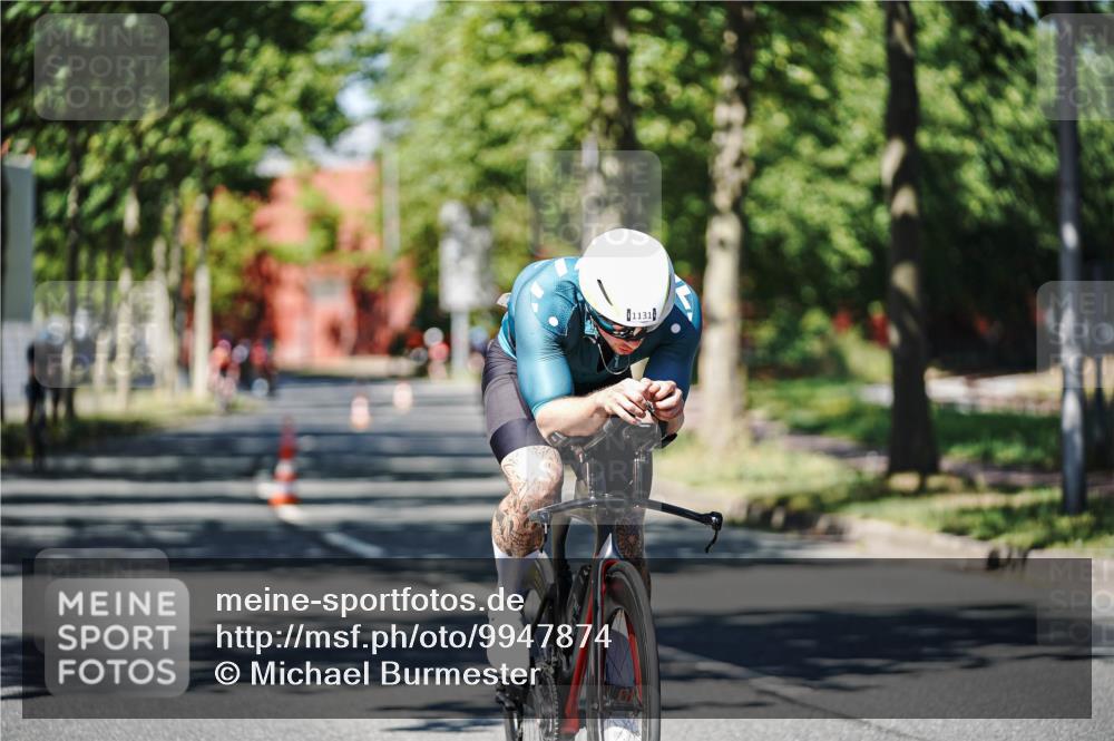 09.08.2026 - GEWOBA Citytriathlon Bremen Michael Burmester http://msf.ph/oto/9947874 09.08.2026 12:26:32 Radfahren 621, 674, 766, 767, 842, 985, 1014, 1127, 1131 meine-sportfotos.de