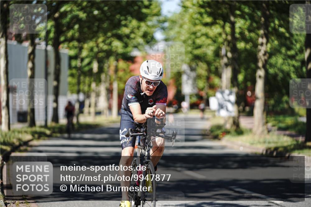 09.08.2026 - GEWOBA Citytriathlon Bremen Michael Burmester http://msf.ph/oto/9947877 09.08.2026 12:26:36 Radfahren 629, 674, 767, 830, 985, 1014, 1127, 1131 meine-sportfotos.de