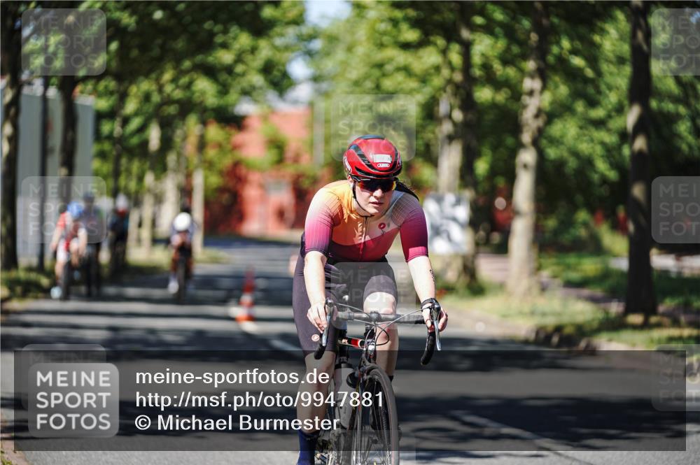09.08.2026 - GEWOBA Citytriathlon Bremen Michael Burmester http://msf.ph/oto/9947881 09.08.2026 12:26:40 Radfahren 629, 654, 767, 830, 922, 985, 1014, 1131, 1153 meine-sportfotos.de