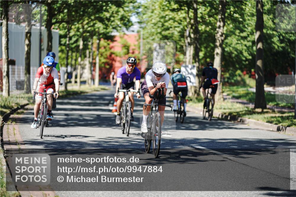 09.08.2026 - GEWOBA Citytriathlon Bremen Michael Burmester http://msf.ph/oto/9947884 09.08.2026 12:26:43 Radfahren 629, 654, 767, 830, 922, 1001, 1014, 1131, 1153 meine-sportfotos.de
