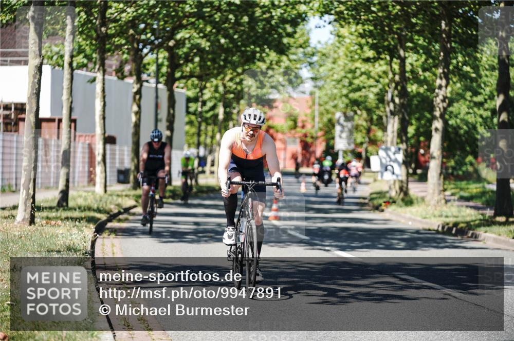 09.08.2026 - GEWOBA Citytriathlon Bremen Michael Burmester http://msf.ph/oto/9947891 09.08.2026 12:26:54 Radfahren 607, 629, 633, 654, 822, 856, 922, 1001, 1103, 1153 meine-sportfotos.de