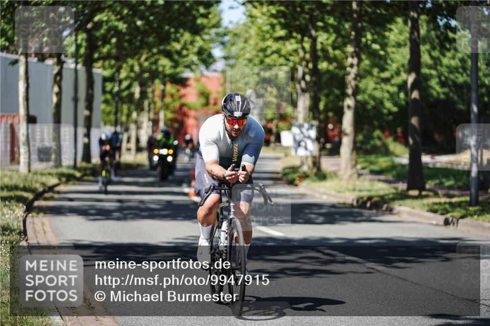 09.08.2026 - GEWOBA Citytriathlon Bremen Michael Burmester http://msf.ph/oto/9947915 09.08.2026 12:27:22 Radfahren 597, 630, 712, 732, 881, 962 meine-sportfotos.de