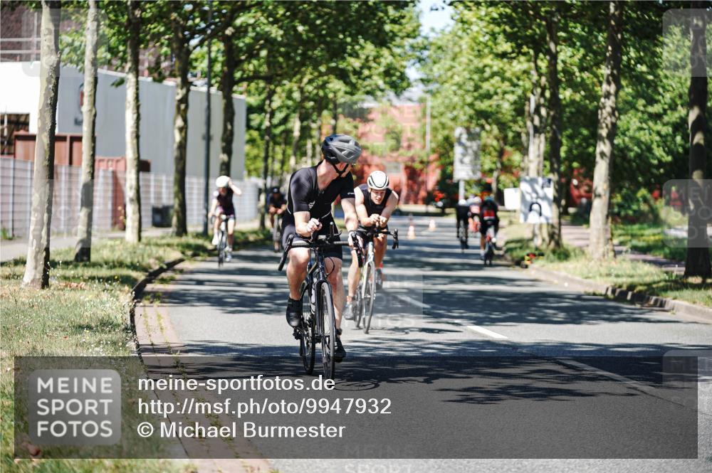 09.08.2026 - GEWOBA Citytriathlon Bremen Michael Burmester http://msf.ph/oto/9947932 09.08.2026 12:27:31 Radfahren 587, 597, 630, 669, 712, 714, 729, 732, 854, 881, 904 meine-sportfotos.de