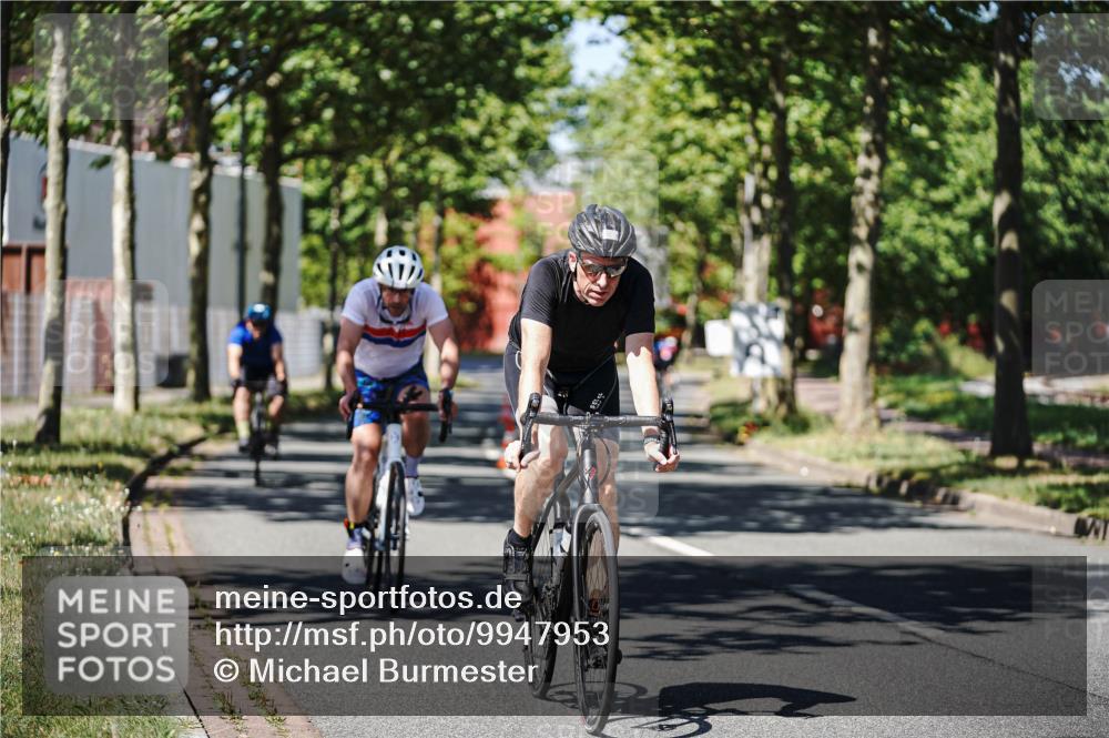 09.08.2026 - GEWOBA Citytriathlon Bremen Michael Burmester http://msf.ph/oto/9947953 09.08.2026 12:27:45 Radfahren 684, 714, 729, 801, 828, 831, 854, 904, 1157 meine-sportfotos.de