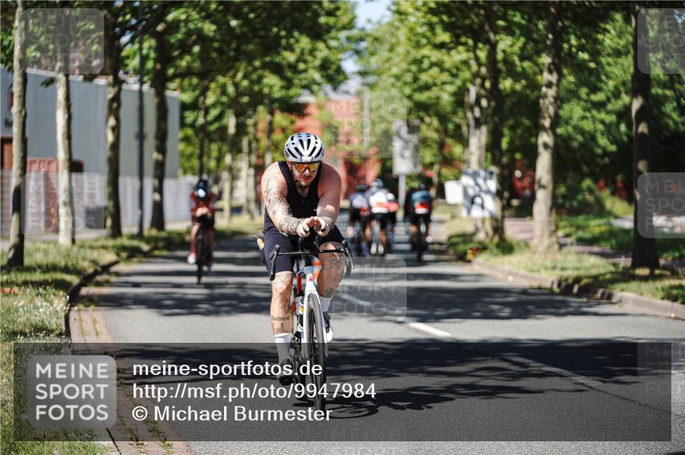 09.08.2026 - GEWOBA Citytriathlon Bremen Michael Burmester http://msf.ph/oto/9947984 09.08.2026 12:28:11 Radfahren 554, 660, 661, 666, 690, 917, 951, 1002, 1148 meine-sportfotos.de