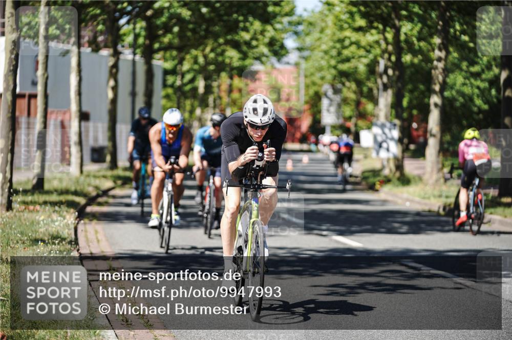 09.08.2026 - GEWOBA Citytriathlon Bremen Michael Burmester http://msf.ph/oto/9947993 09.08.2026 12:28:20 Radfahren 549, 631, 661, 666, 676, 690, 862, 951, 1002, 1148 meine-sportfotos.de