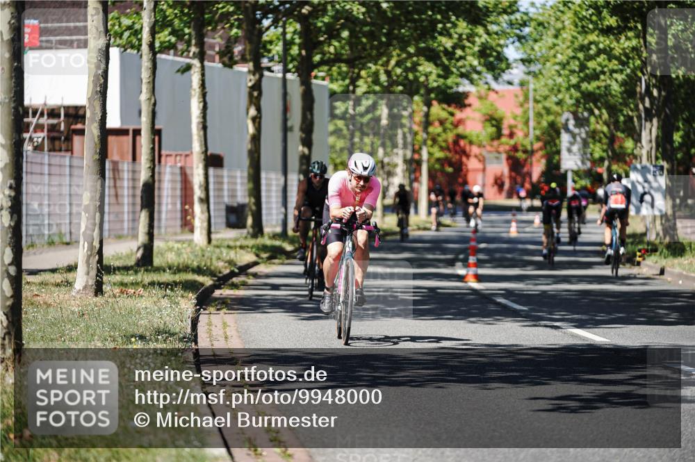 09.08.2026 - GEWOBA Citytriathlon Bremen Michael Burmester http://msf.ph/oto/9948000 09.08.2026 12:28:32 Radfahren 549, 610, 631, 652, 676, 698, 719, 862 meine-sportfotos.de