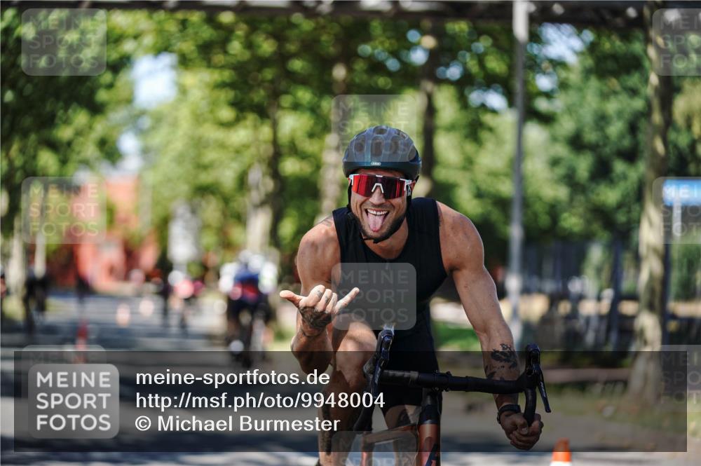 09.08.2026 - GEWOBA Citytriathlon Bremen Michael Burmester http://msf.ph/oto/9948004 09.08.2026 12:28:34 Radfahren 549, 610, 619, 631, 652, 658, 676, 698, 719 meine-sportfotos.de