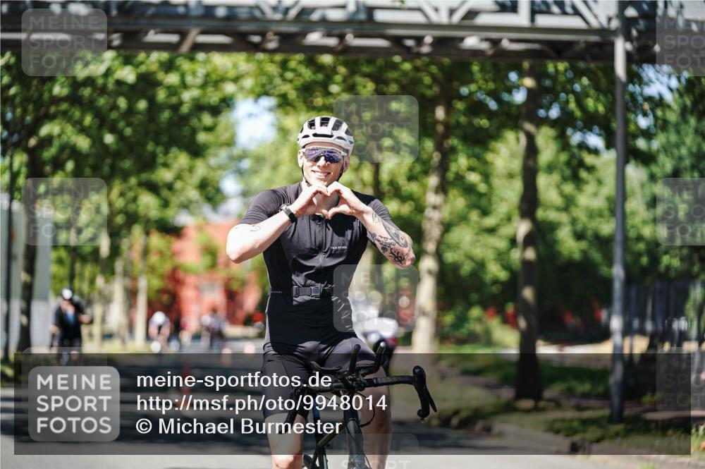 09.08.2026 - GEWOBA Citytriathlon Bremen Michael Burmester http://msf.ph/oto/9948014 09.08.2026 12:28:42 Radfahren 610, 619, 652, 658, 698, 703, 719, 795 meine-sportfotos.de