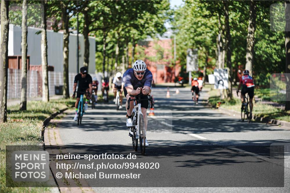 09.08.2026 - GEWOBA Citytriathlon Bremen Michael Burmester http://msf.ph/oto/9948020 09.08.2026 12:28:49 Radfahren 556, 619, 652, 658, 691, 703, 719, 764, 795, 843, 969 meine-sportfotos.de