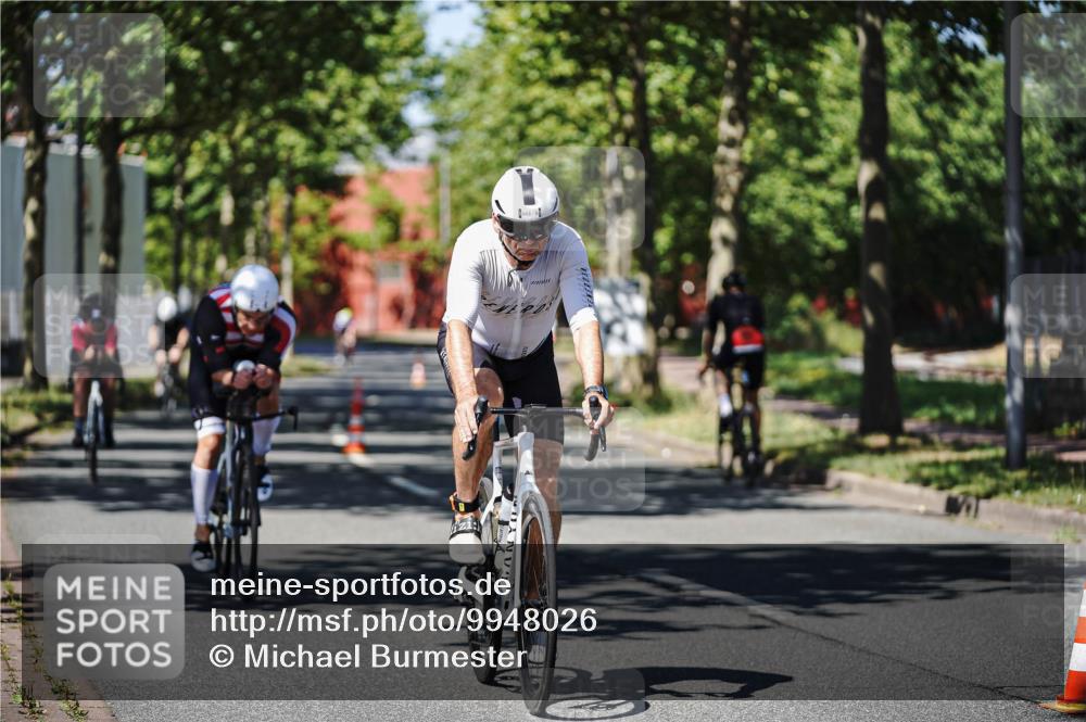 09.08.2026 - GEWOBA Citytriathlon Bremen Michael Burmester http://msf.ph/oto/9948026 09.08.2026 12:28:52 Radfahren 556, 619, 652, 658, 691, 703, 764, 795, 843, 878, 969 meine-sportfotos.de
