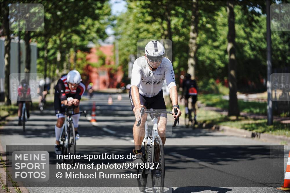 09.08.2026 - GEWOBA Citytriathlon Bremen Michael Burmester http://msf.ph/oto/9948027 09.08.2026 12:28:52 Radfahren 556, 619, 652, 658, 691, 703, 764, 795, 843, 878, 969 meine-sportfotos.de