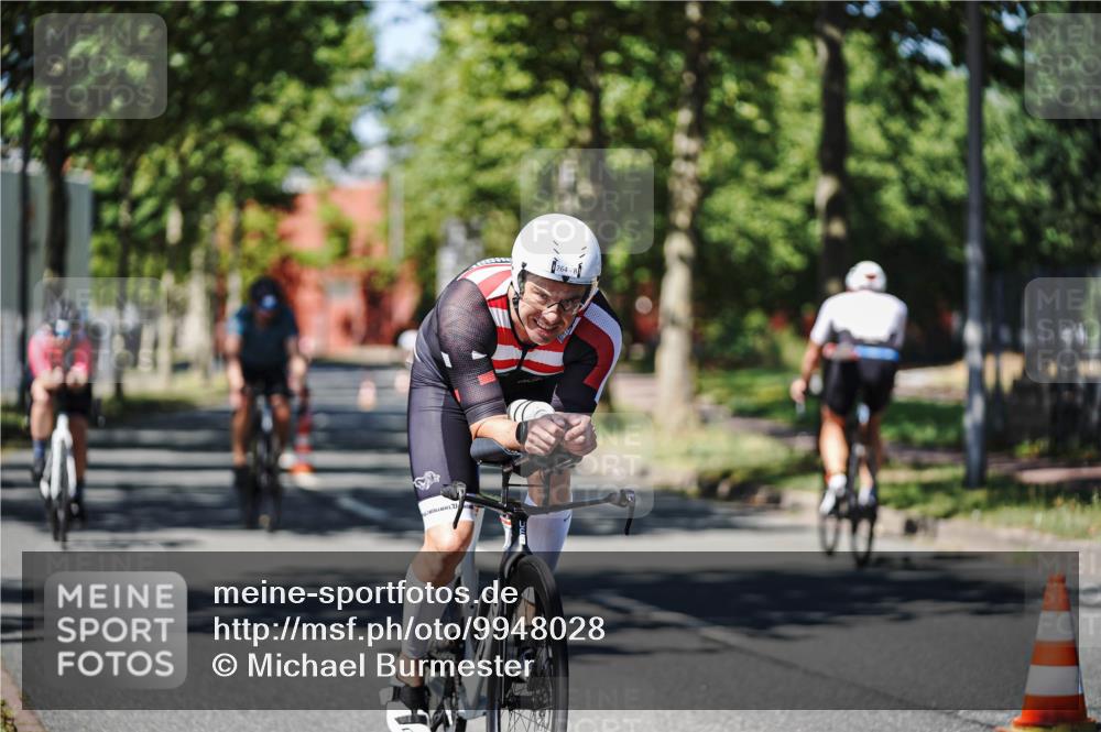 09.08.2026 - GEWOBA Citytriathlon Bremen Michael Burmester http://msf.ph/oto/9948028 09.08.2026 12:28:52 Radfahren 556, 619, 652, 658, 691, 703, 764, 795, 843, 878, 969 meine-sportfotos.de