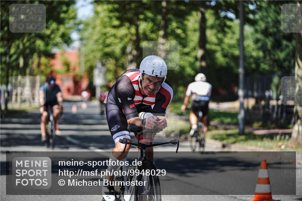 09.08.2026 - GEWOBA Citytriathlon Bremen Michael Burmester http://msf.ph/oto/9948029 09.08.2026 12:28:52 Radfahren 556, 619, 652, 658, 691, 703, 764, 795, 843, 878, 969 meine-sportfotos.de