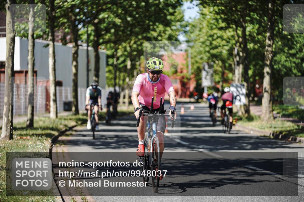 09.08.2026 - GEWOBA Citytriathlon Bremen Michael Burmester http://msf.ph/oto/9948037 09.08.2026 12:29:02 Radfahren 112, 540, 556, 563, 688, 691, 692, 703, 764, 843, 878, 969, 1007, 1141 meine-sportfotos.de