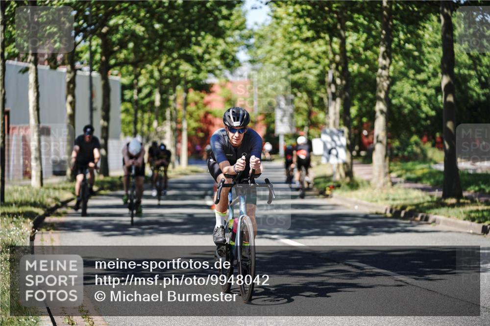 09.08.2026 - GEWOBA Citytriathlon Bremen Michael Burmester http://msf.ph/oto/9948042 09.08.2026 12:29:05 Radfahren 112, 540, 556, 563, 688, 692, 723, 764, 771, 843, 878, 1007, 1141 meine-sportfotos.de